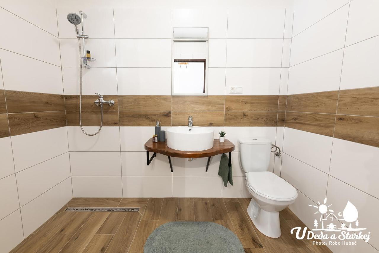 U deda a starkej Čierny Blh Exteriör bild