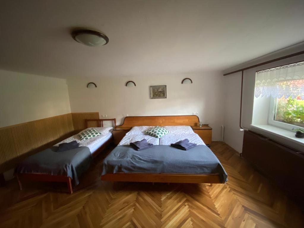 U deda a starkej Čierny Blh Exteriör bild